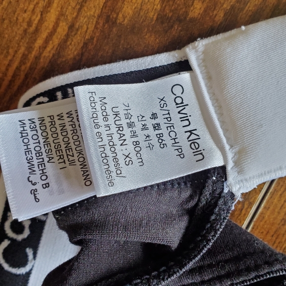 Calvin Klein fuller bust bralette DD xs - Picture 3 of 3